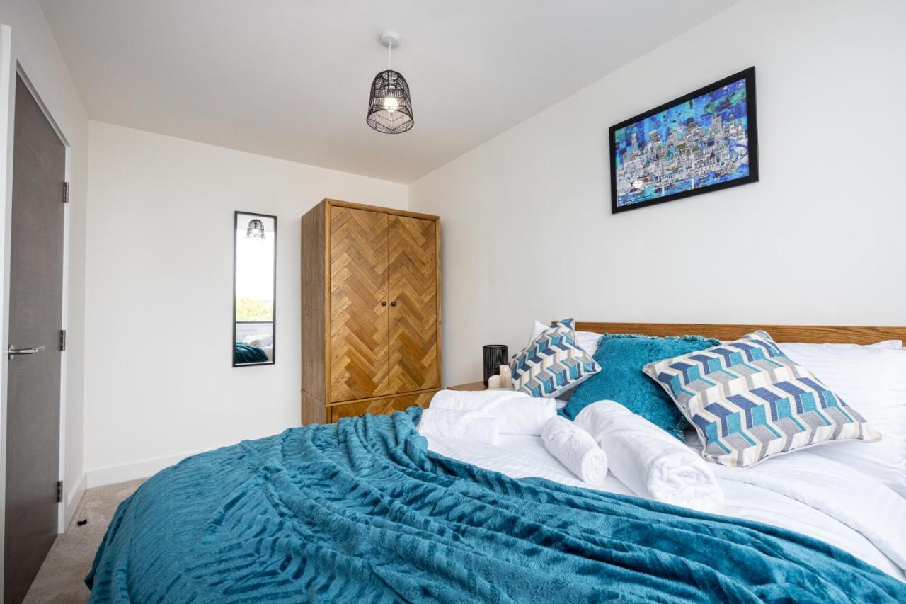 Apartment Luxurious Stylish In Old Trafford
